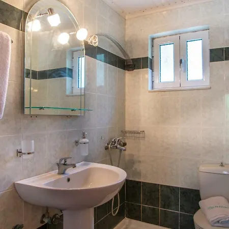 Zantinas Private Unique Homes * Gaitani